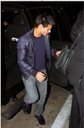 Talylor-Lautner-in-LA-jacob-black-8375342-249-380