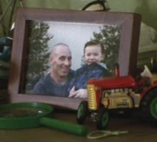 3x06-tommy-son
