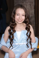 Jodelle-ferland-12