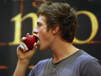 Charlie Bewley Apple