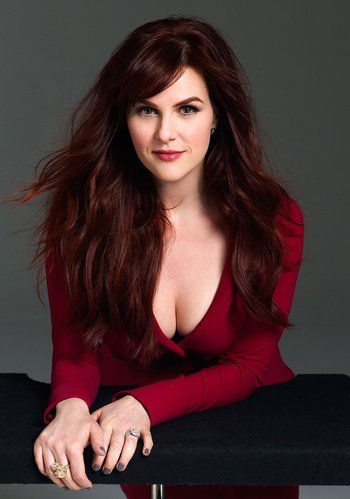 Sara_Rue.jpg