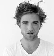 Robert Pattinson 32