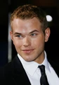 Kellan Lutz 3.jpg