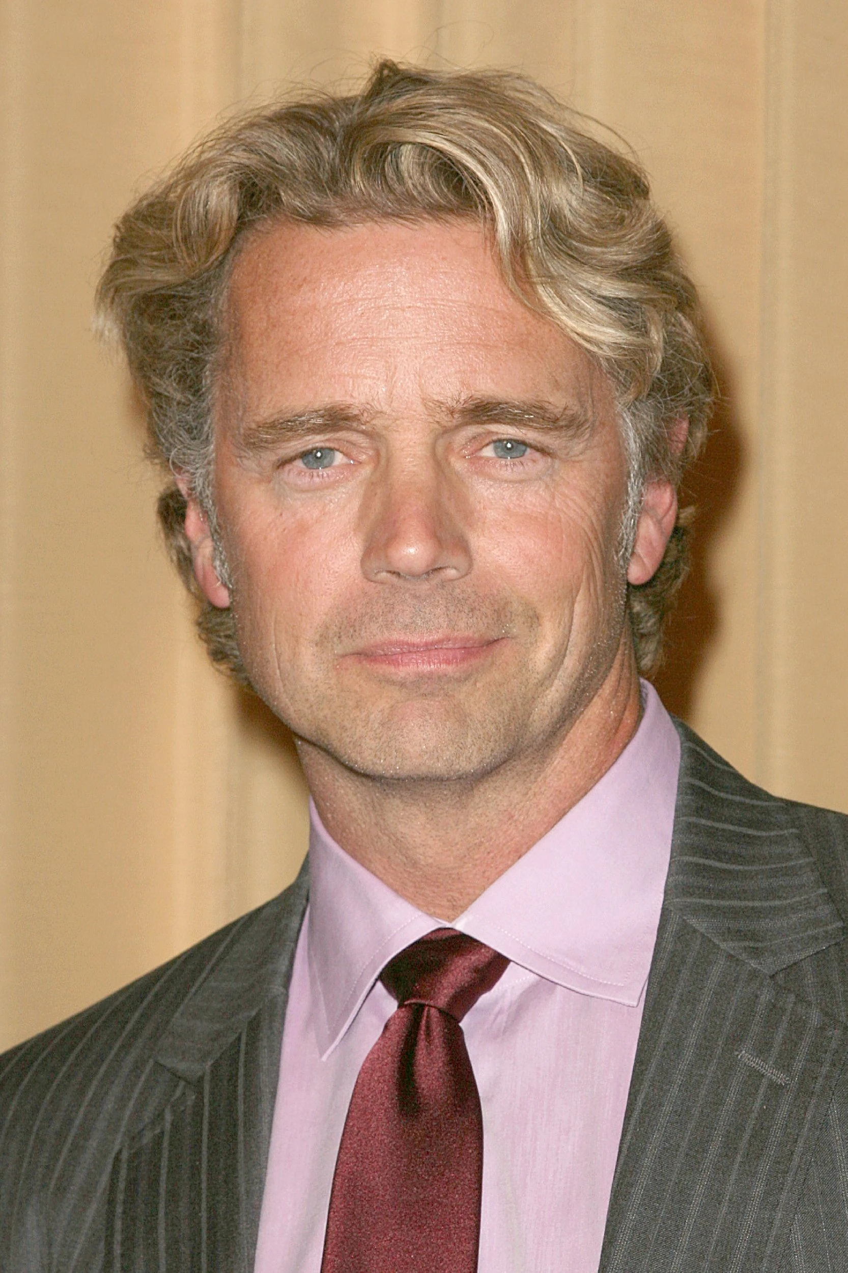 John_schneider.jpg