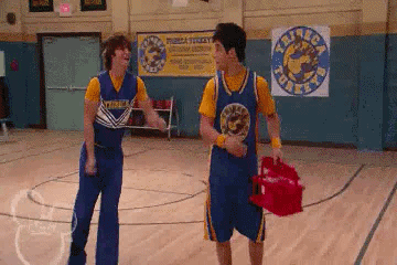 http://images2.wikia.nocookie.net/__cb20101028073131/wizardsofwaverlyplace/images/1/19/25oubh3.gif