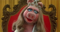 GlamorEyedPiggy-TMM