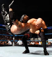 Kane chokeslam 2