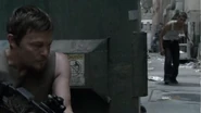Walking dead season 1 episode 4 Miguel and Daryl