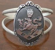 Cullen Crest- Esme