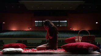 1x02 Rachel is confused and sad