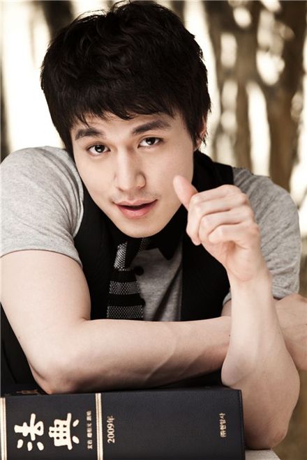 Lee Dong Wook Images - Gallery Colection