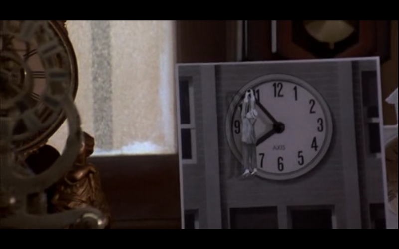 800px-Loydd_clock.png