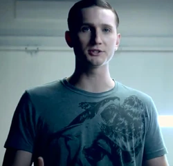 Aaron Staton.png