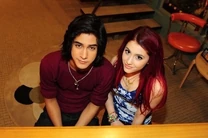 Avan-and-Ariana-avan-jogia-12412729-399-264