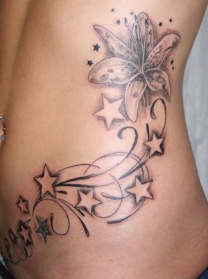 Design Tattoo on Flower Tattoo Designs For Girls