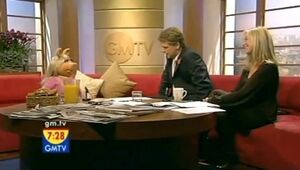 MissPiggyGMTV10292007
