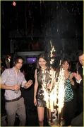 Inside-victoria-justice-18-bday-17