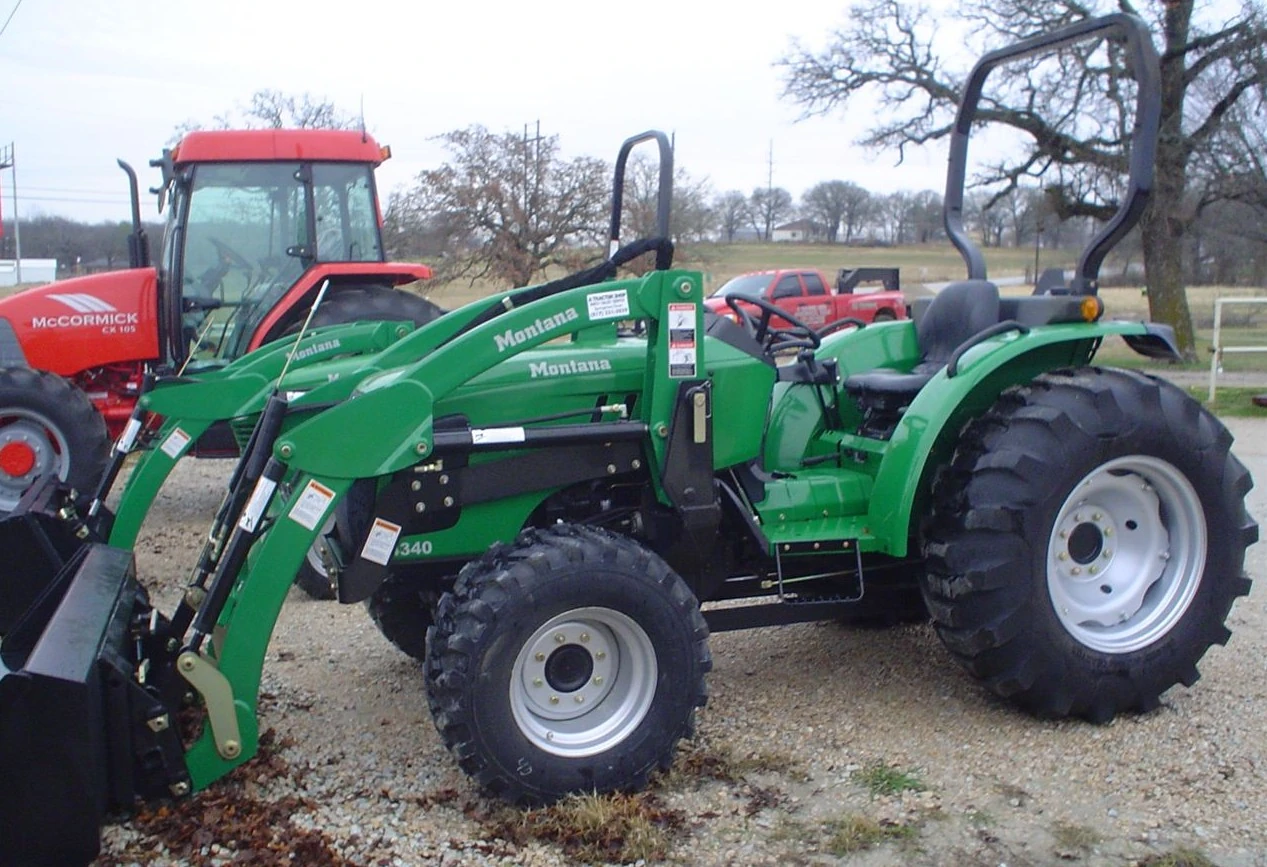 Montana Tractors Tractor & Construction Plant Wiki The classic