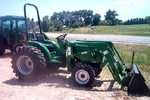 Montana 3240 MFWD-2005