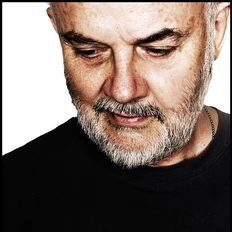 513px-Johnpeel03 (square, unfuzzy).jpg