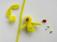 Chick-finger-puppet