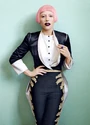 Vogue 2011 02