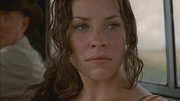 1x03-KateBack.jpg