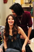 Tumblr lh9gi7IcpW1qhw9xxo1 400