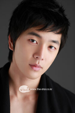 http://images2.wikia.nocookie.net/__cb20110425082207/drama/es/images/thumb/2/2e/Lee_Hyun_Jin10.jpg/250px-Lee_Hyun_Jin10.jpg