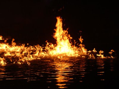 Burning_water-1-.jpg