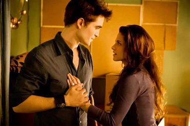 Breaking dawn still-20202