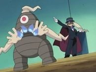 EP338 Dusclops de Timmy usando fuego fatuo