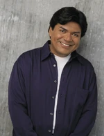 George-lopez-2002-tv-19-g.jpg