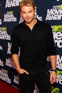05 kellan lutz