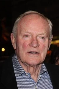 Julian-Glover-200