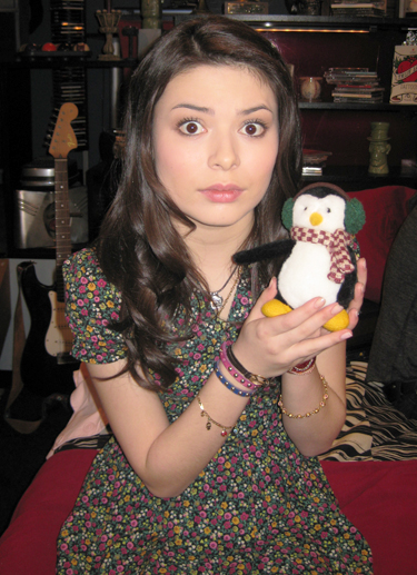 Pee Wee Babies - iCarly Wiki