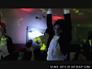 http://images2.wikia.nocookie.net/__cb20110701041142/glee/images/5/5a/Doctor-who-dance-o.gif