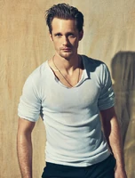 Alexander-skarsgard-2010-8
