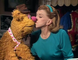 Fozzie nancy kiss