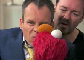Kiss-elmo-warwickdavis