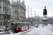 Tramwien E2 schwarzenberplatz
