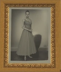 Retratojulia2.png