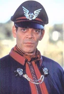 20101122raul-julia-bison-702297
