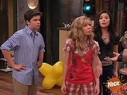 CarlystoppingSam