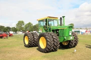 John Deere 7020 - XFW ???? at Lincoln 11 - IMG 0754