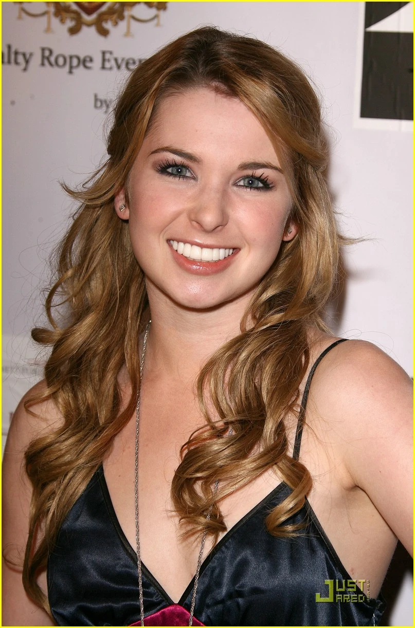 Kirsten Prout Twilight Wiki Stephenie Meyer, Bella, Edward, Jacob