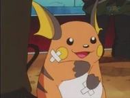 EP014 Raichu aplaudiendo