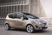 2011-Opel-Meriva-12