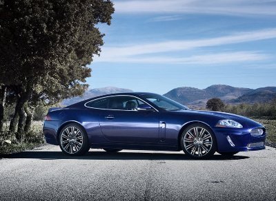 Jaguar-XKR 2011 04SMALL