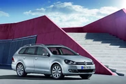 VW-Golf--Estate-3